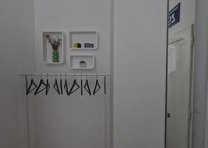 Vienna: Cozy 2-room Apt. דירה וינה