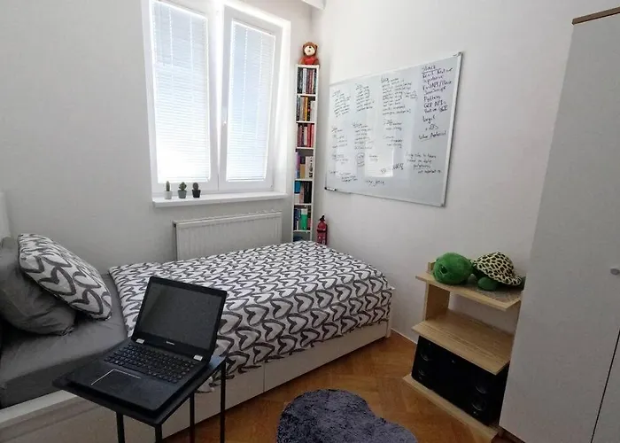 Vienna: Cozy 2-room Apt. דירה וינה